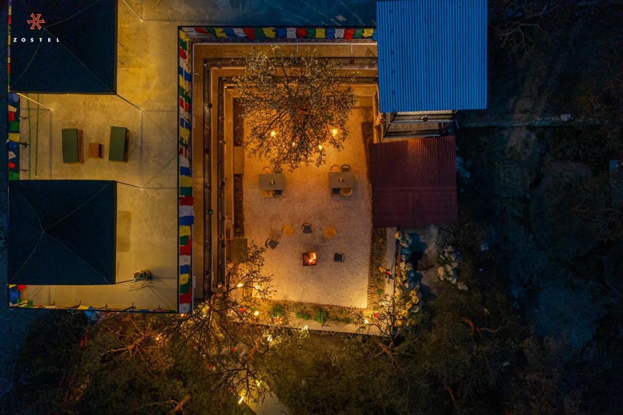 A Pousada Zostel Sāngla Exterior foto